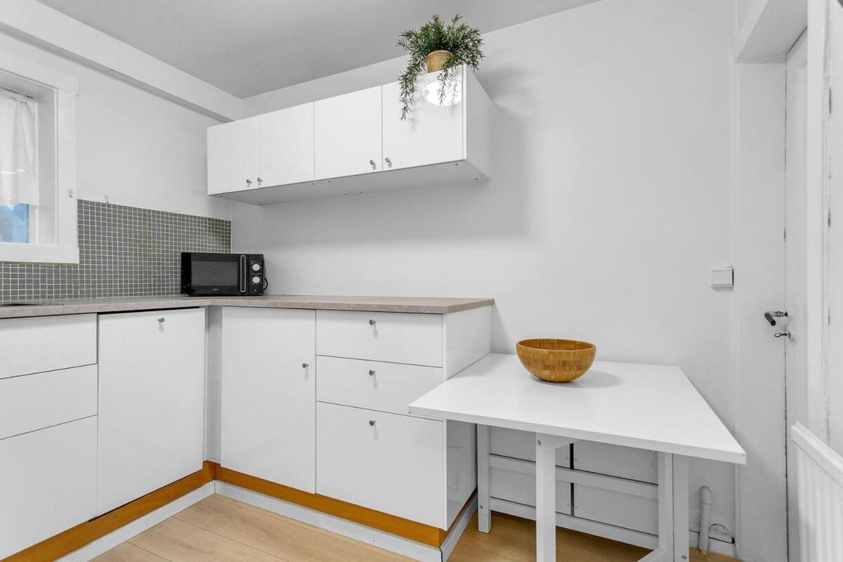 Appartement Cozy 1br In *